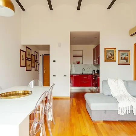 Διαμέρισμα Navigli-centro Con Wifi E Ac A 800 Mt Da M2